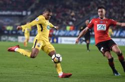 开云官网-巴黎惨遭逆转，客场遭受惨败