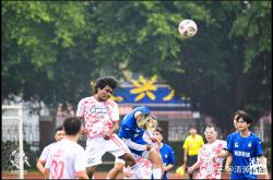 开云体育APP下载-战力爆发，球队在比赛中展现出无限潜力