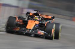 开云体育官网-迈凯伦横扫红牛车队，阿隆索扛起全队的简单介绍