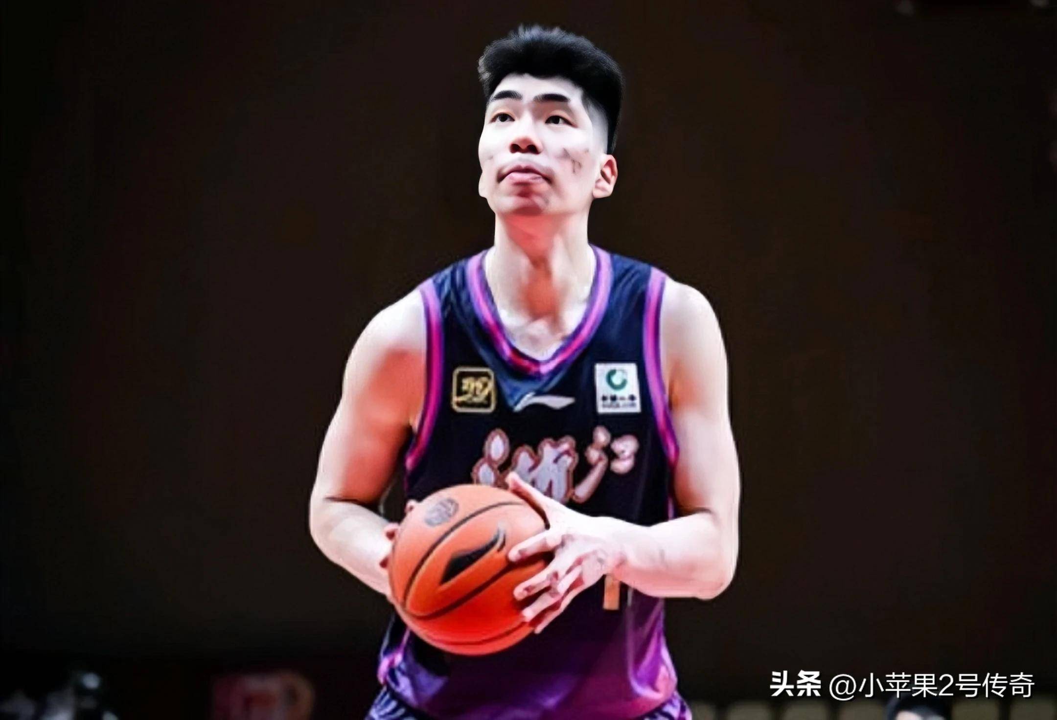 浙江男篮实力强大，持续保持领先地位的简单介绍