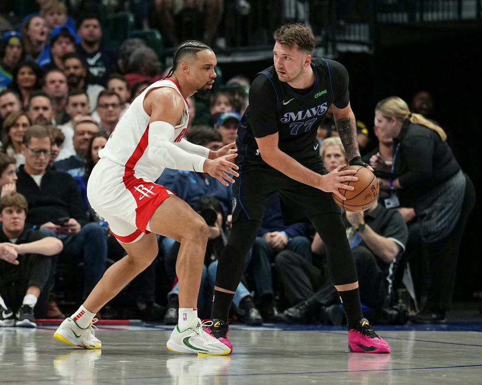 包含独行侠碾压76人,范弗利特高光表现的词条 包含独行侠碾压76人,范弗利特高光表现的词条