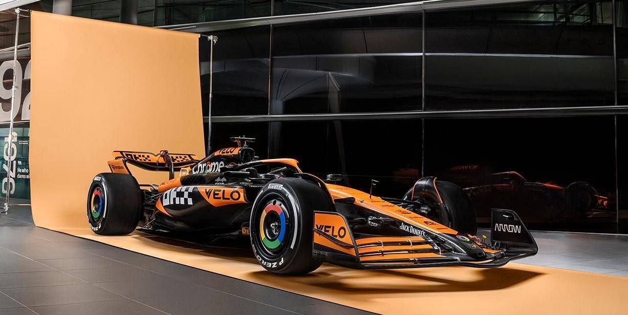 索伯车队碾压梅赛德斯，佩雷兹状态火热的简单介绍