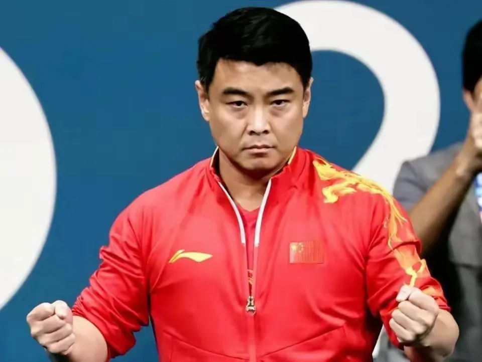 英格兰队力克瑞典队，王皓高光表现