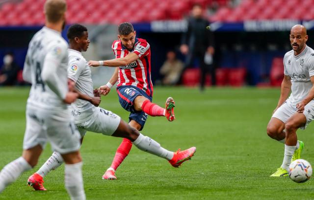 智利翻盘马德里竞技，皮克状态火热